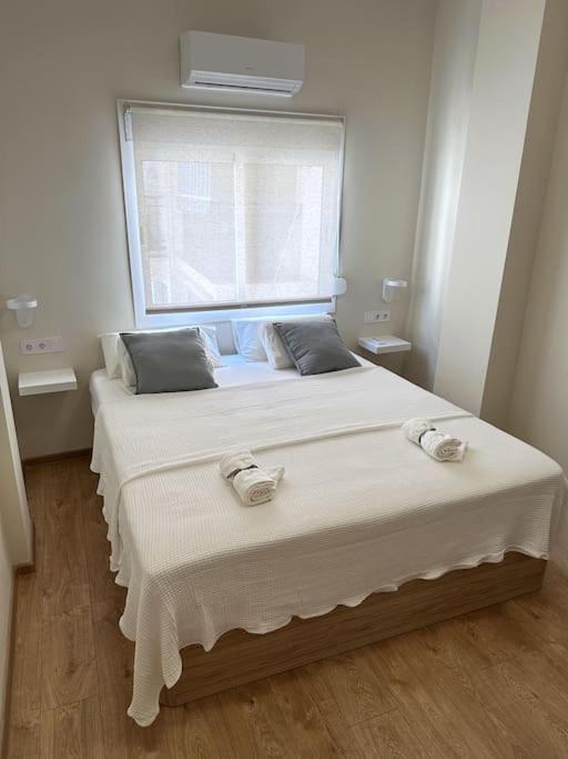 Appartamento Comfortable In Center With Private Parking Garage